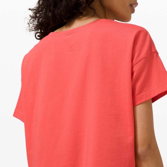 Lululemon Cates Tee - Picture 2 of 6